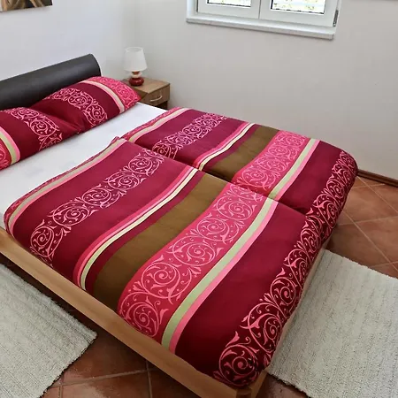 Raueiser Apartament *